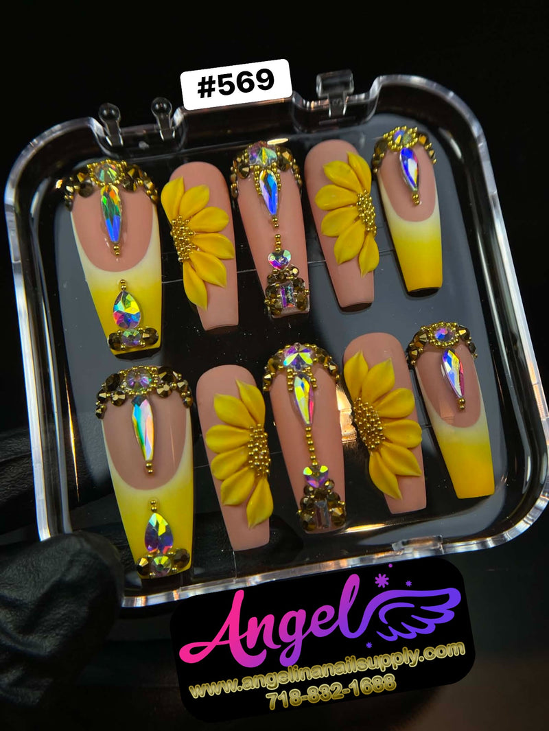 Angelina Handmade Custom Press-On | #569