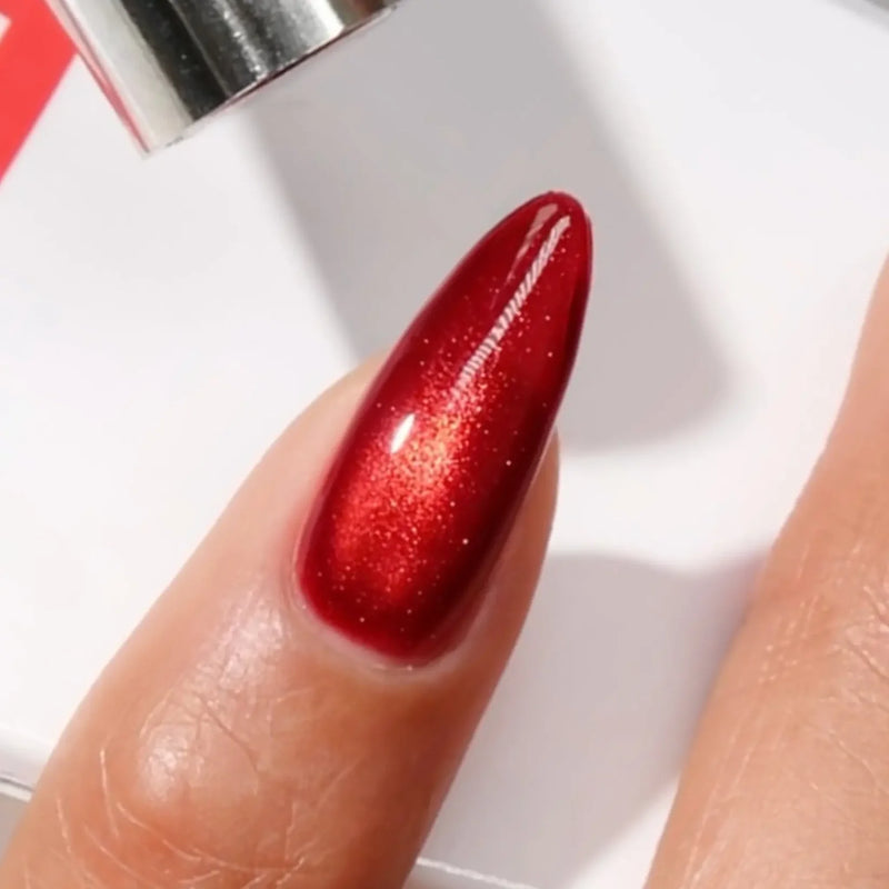 DND 9D Cat Eyes #33 Wild Cat Red