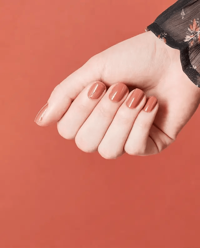 Sơn móng tay OPI NL C89 Chocolate Moose