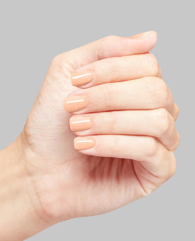 OPI Gel Color GCT S049 Pearl-Clutching Behavior