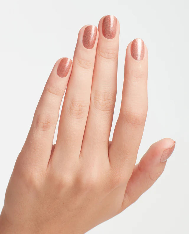 OPI Gel Color GCT V27 Đáng Giá Một Chiếc Penne Đẹp